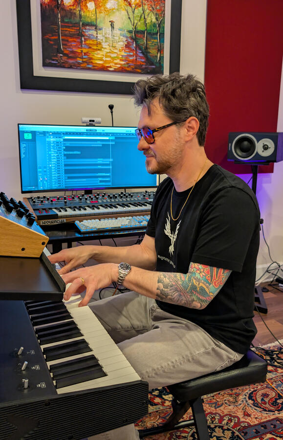 Aaron Studio